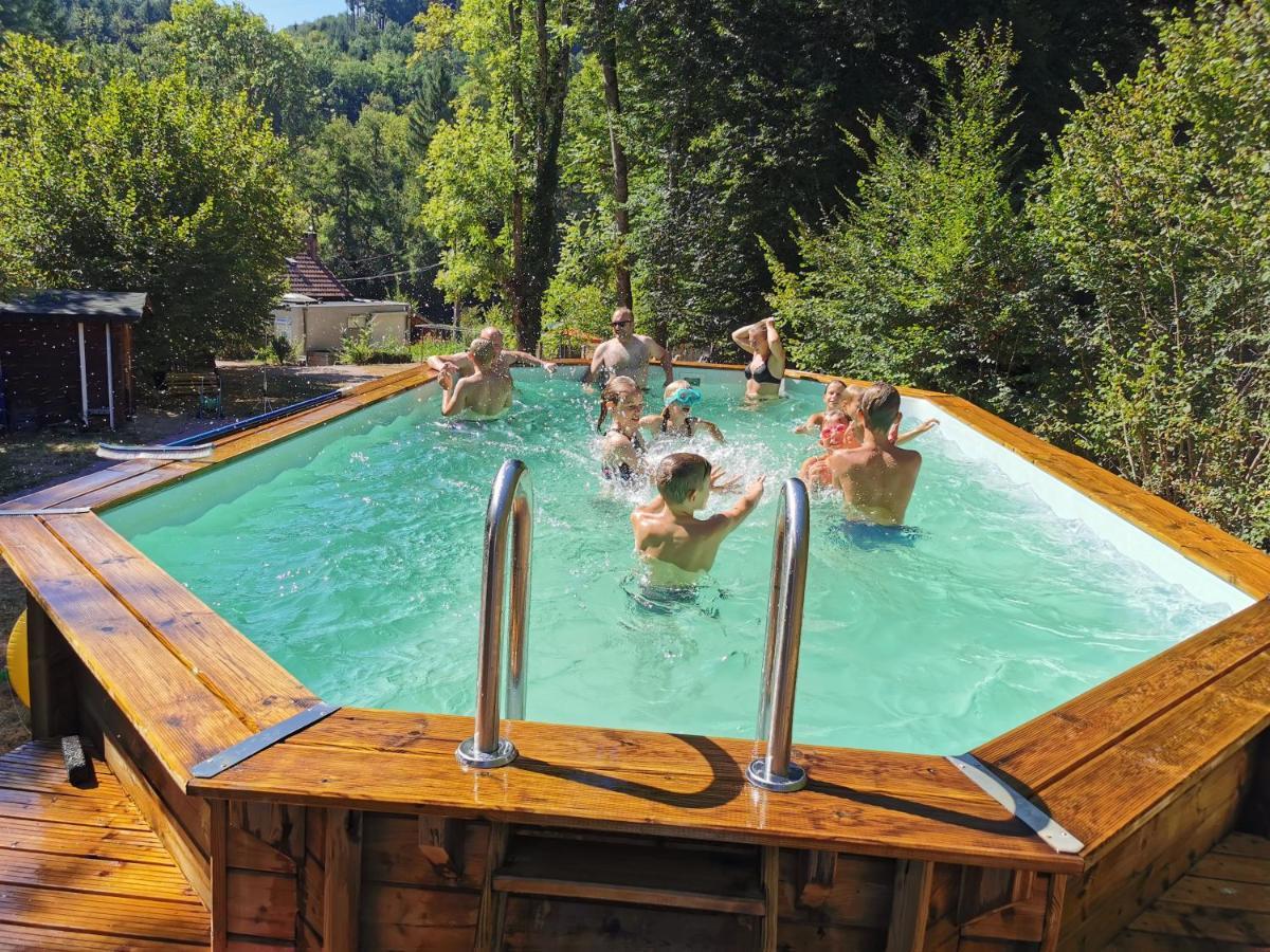 Отель Domaine Chez Jem Le Breuil  Экстерьер фото