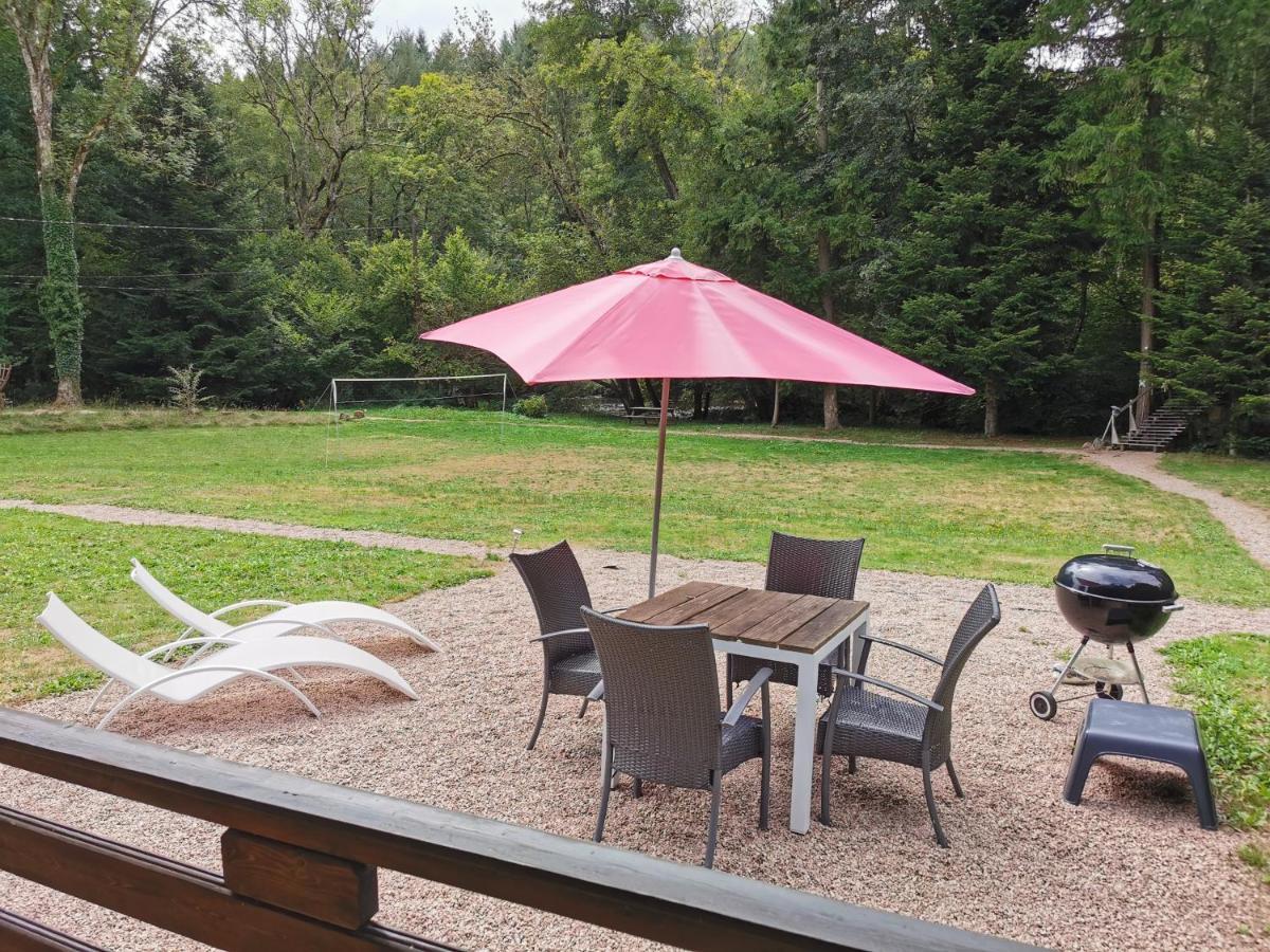 Отель Domaine Chez Jem Le Breuil  Экстерьер фото